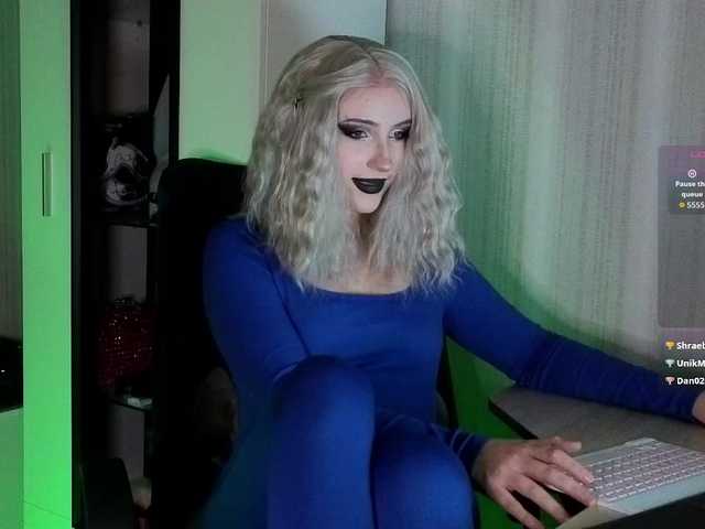  VelvetSiren chat room