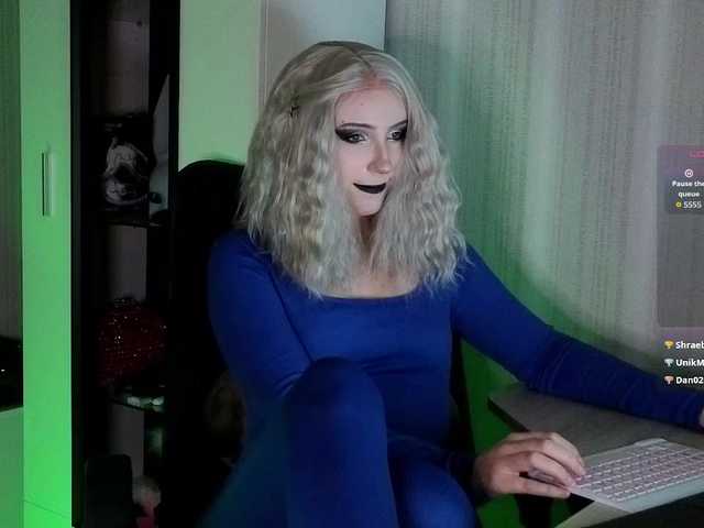  VelvetSiren chat room