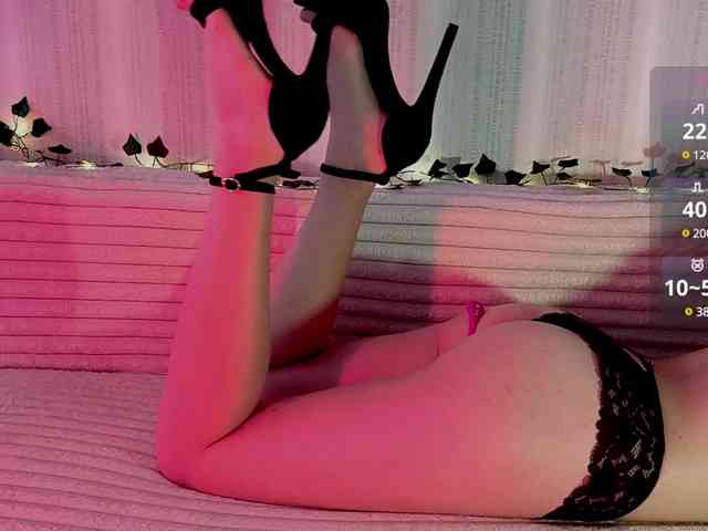 VelvetSirenX webcam