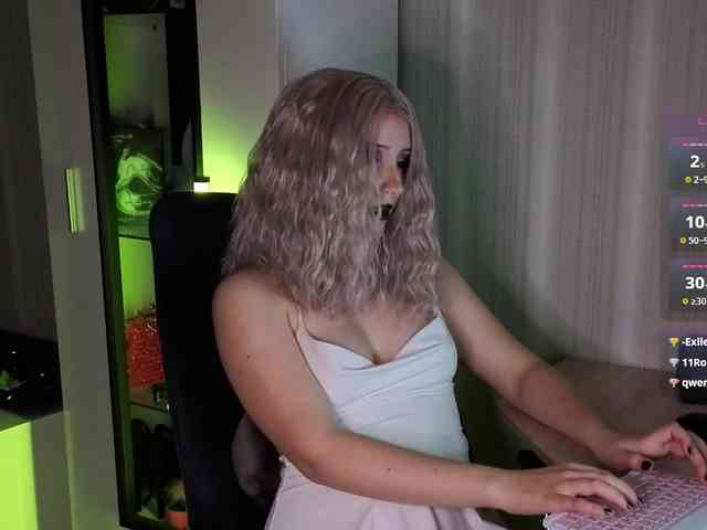 VelvetSirenX webcam
