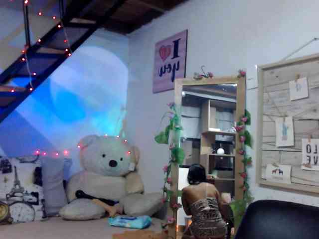 lunasky83 webcam
