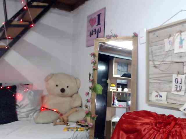 lunasky83 webcam