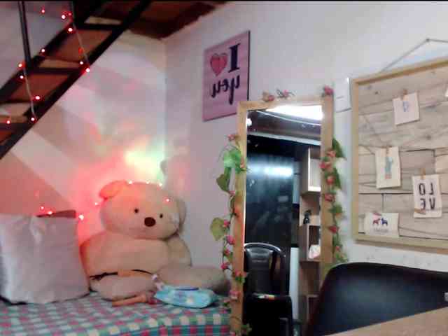 lunasky83 webcam