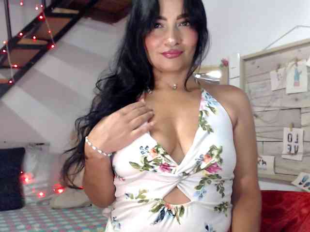 lunasky83 webcam