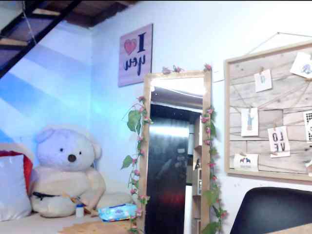 lunasky83 webcam