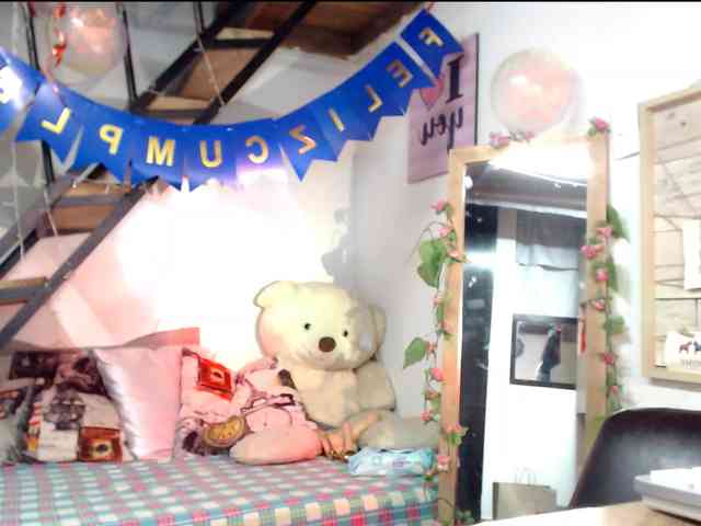 lunasky83 webcam