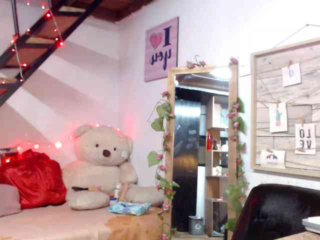 lunasky83 webcam