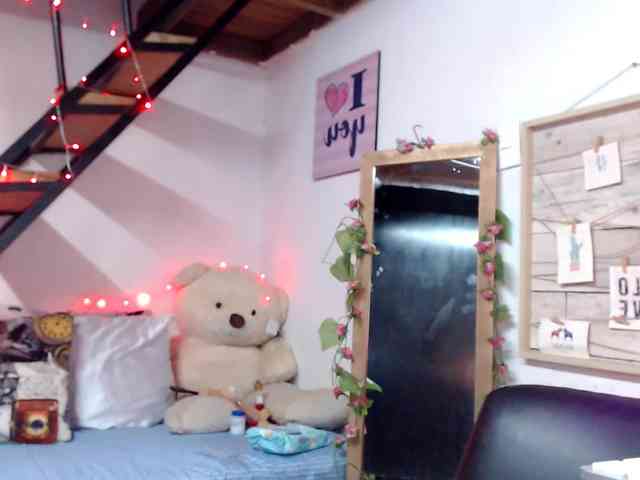 lunasky83 webcam