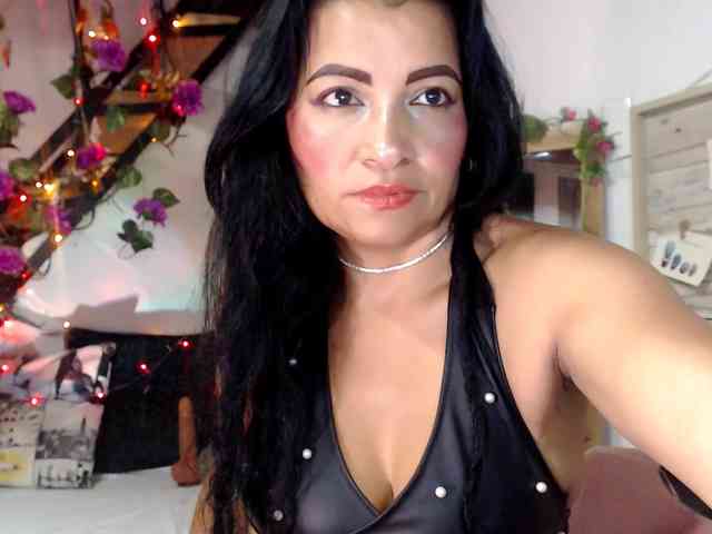 lunasky83 webcam