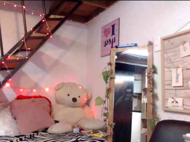 lunasky83 webcam