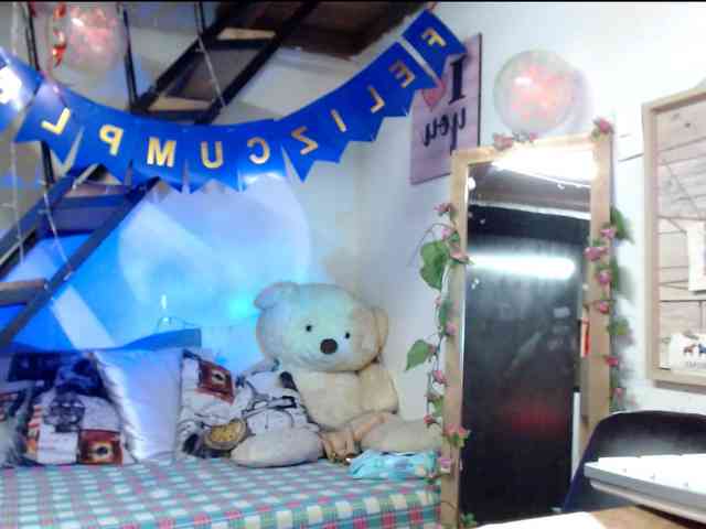 lunasky83 webcam
