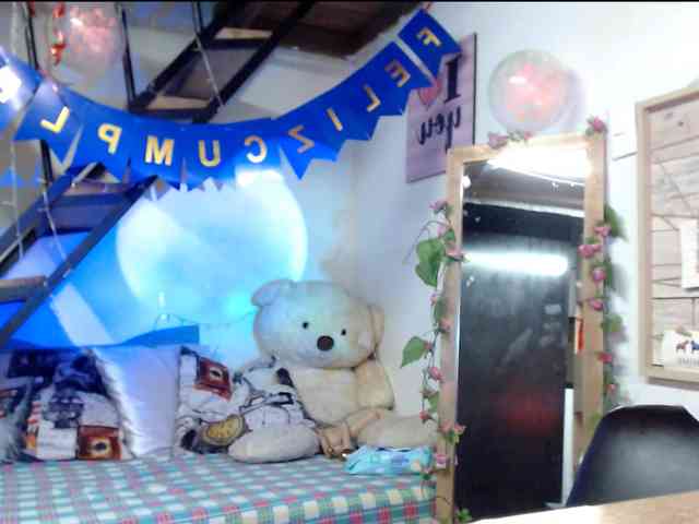 lunasky83 webcam