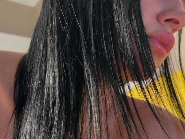 chicanogirl's BongaCams show and profile