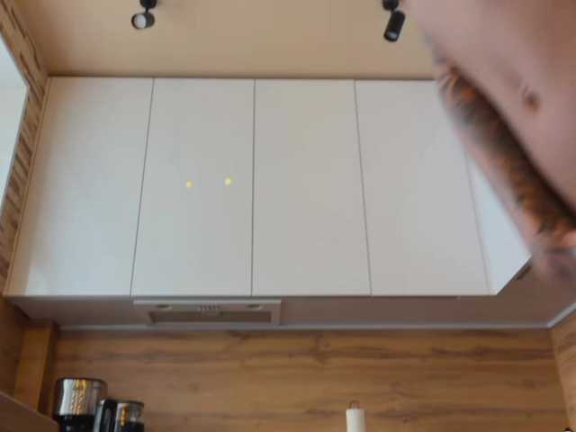 chicanogirl's BongaCams show and profile