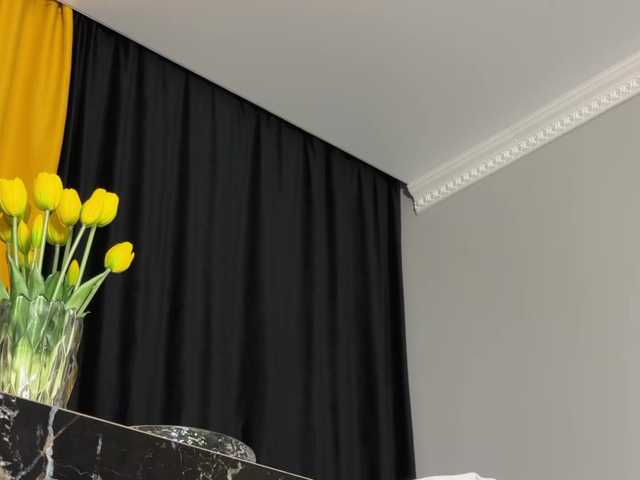 chicanogirl's BongaCams show and profile