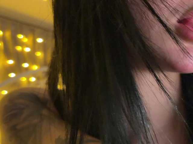 chicanogirl's BongaCams show and profile