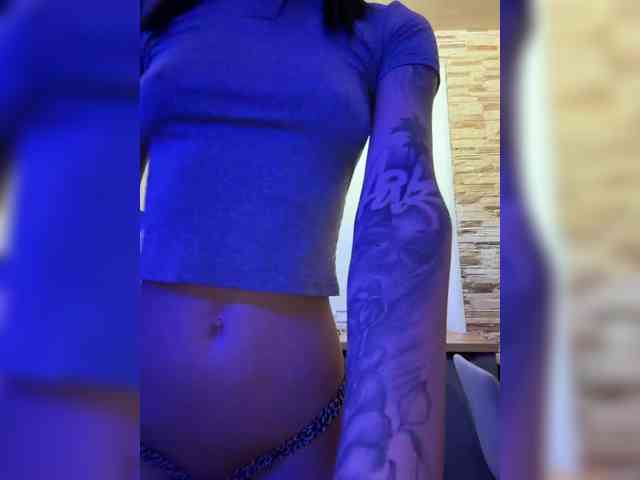 chicanogirl webcam