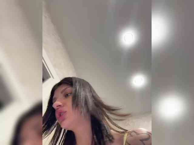 chicanogirl webcam
