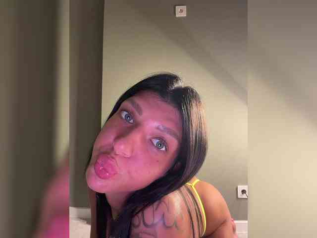chicanogirl webcam