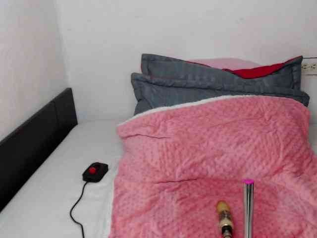 Babycloe10 webcam