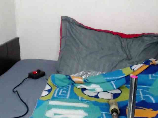 Babycloe10 webcam