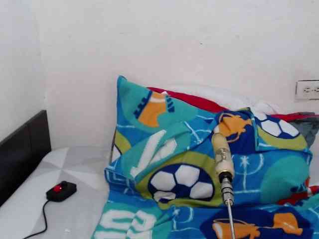 Babycloe10 webcam