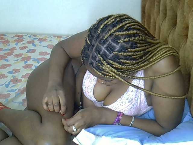 Offline annabella3 on BongaCams