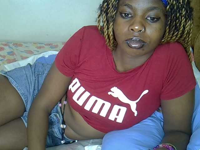 annabella3's BongaCams show and profile