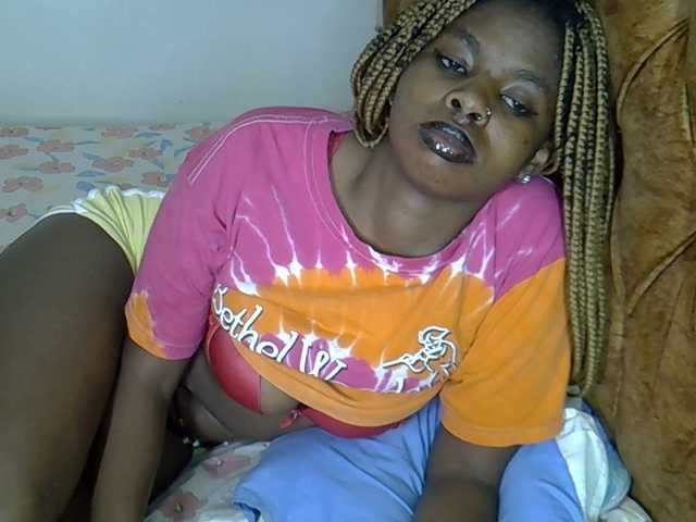 annabella3 webcam bongacams model stream image