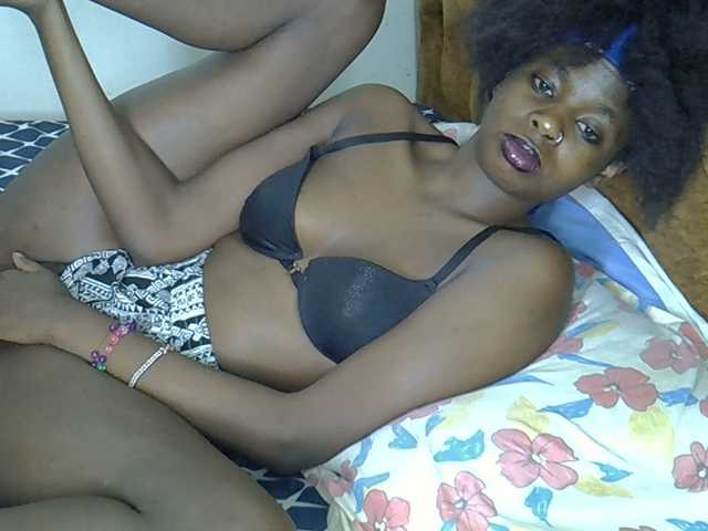 annabella3's BongaCams show and profile