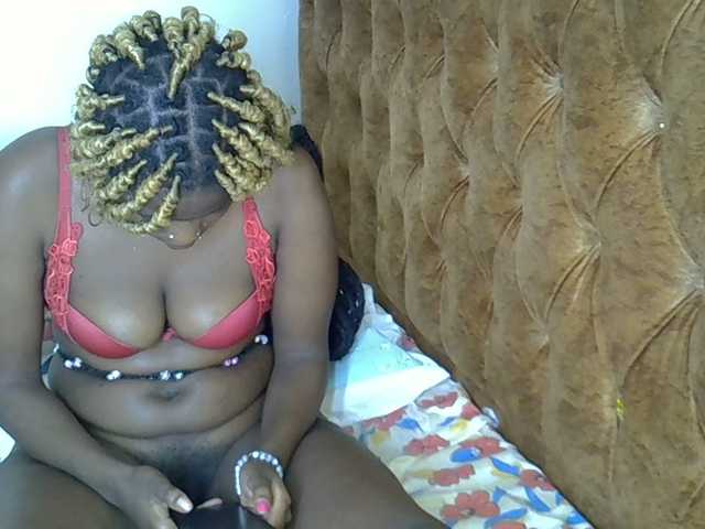 annabella3 from BongaCams