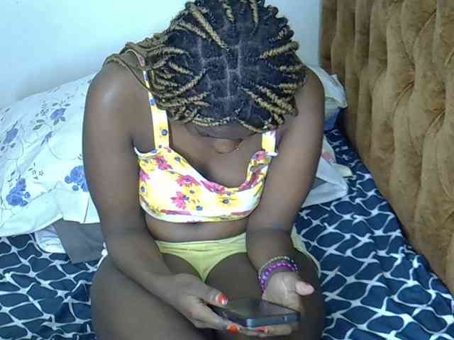 annabella3 Live Webcam on BongaCams