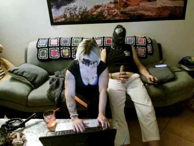 MashaandtheBear1 webcam