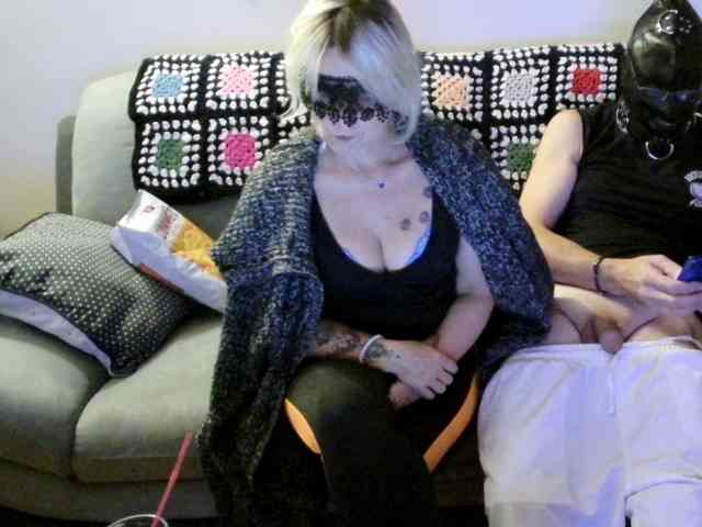 MashaandtheBear1 webcam