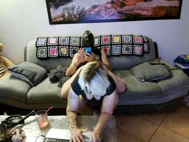 MashaandtheBear1 webcam