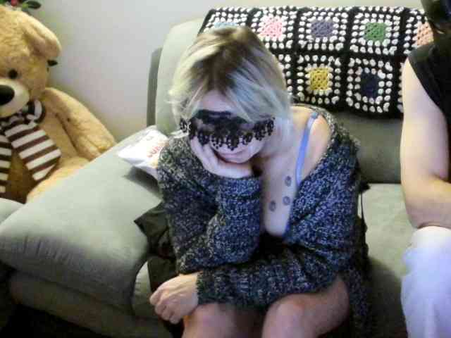 MashaandtheBear1 webcam