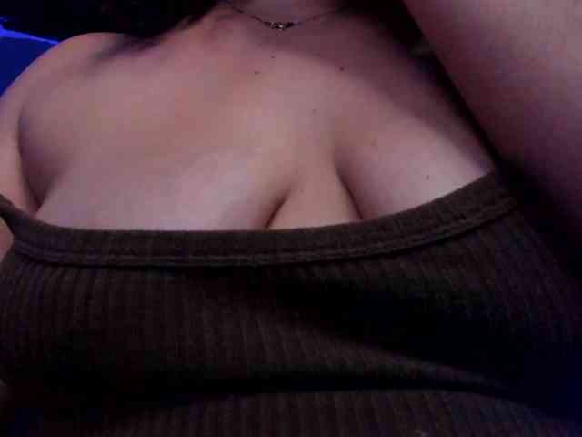AngelaCoffe webcam
