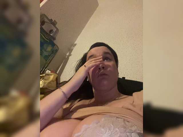 SaliiOnli's BongaCams show and profile