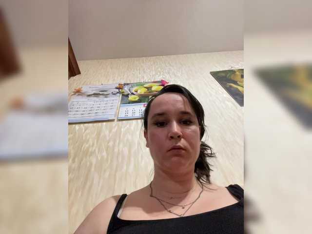 SaliiOnli's BongaCams show and profile