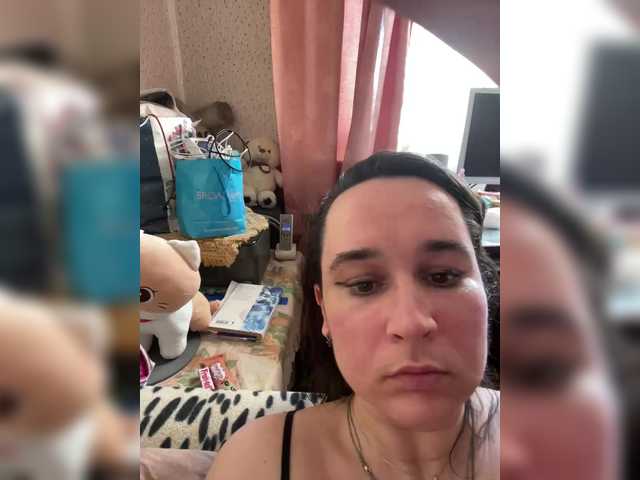 SaliiOnli's BongaCams show and profile