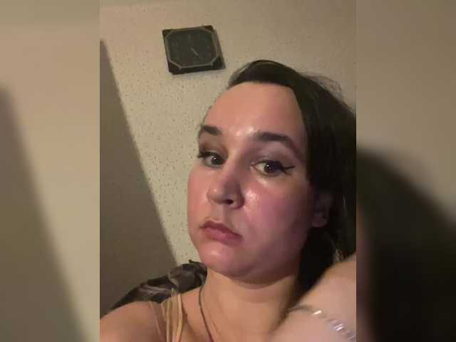 SaliiOnli's BongaCams show and profile