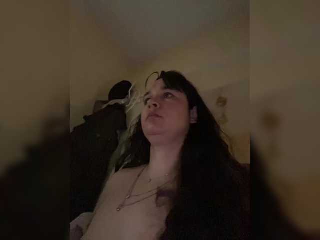 SaliiOnli's BongaCams show and profile