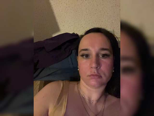 SaliiOnli's BongaCams show and profile