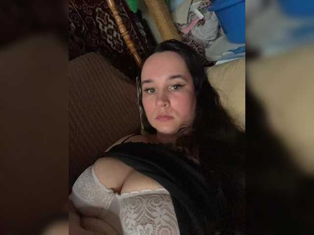 SaliiOnli's BongaCams show and profile