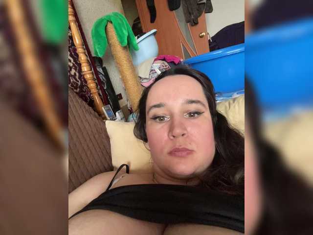 SaliiOnli's BongaCams show and profile