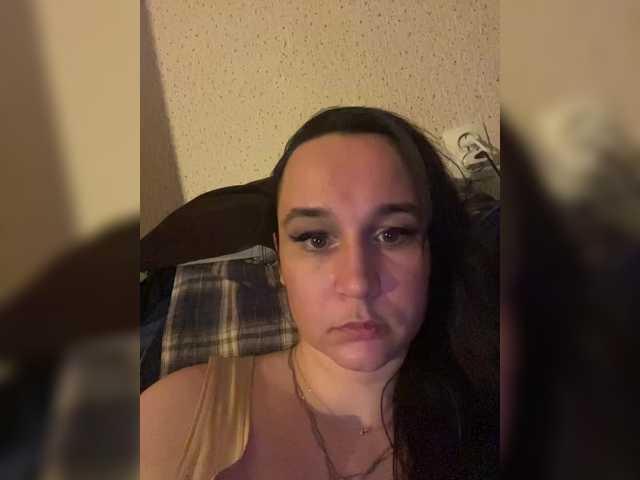 SaliiOnli's BongaCams show and profile