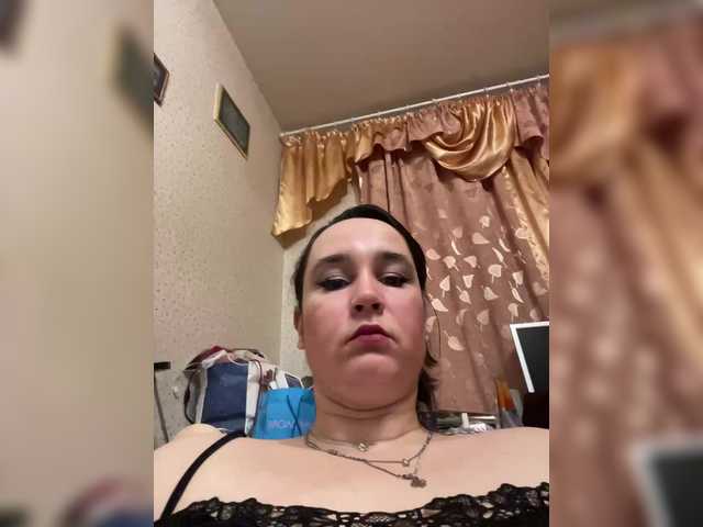 SaliiOnli's BongaCams show and profile