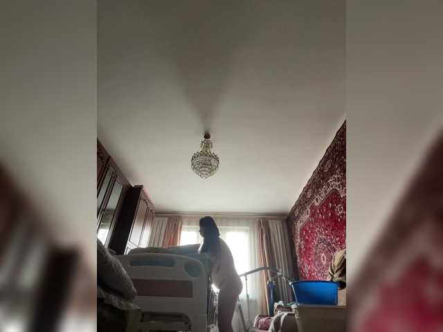 SaliiOnli's BongaCams show and profile