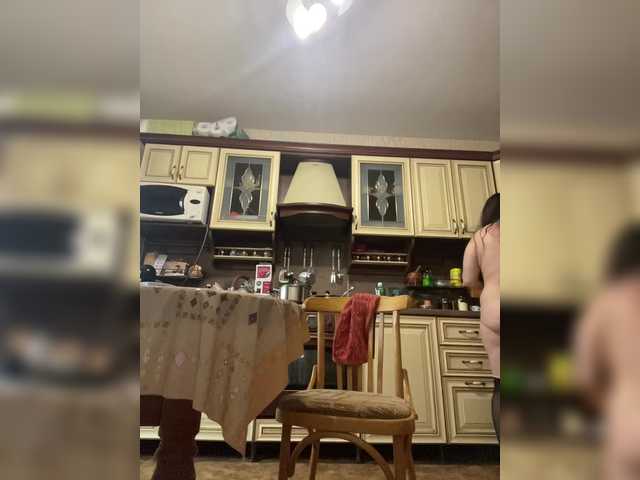 SaliiOnli's BongaCams show and profile