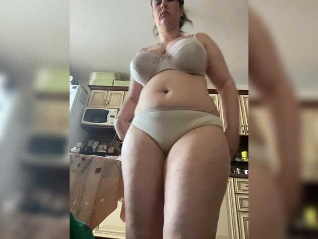 SaliiOnli's BongaCams show and profile